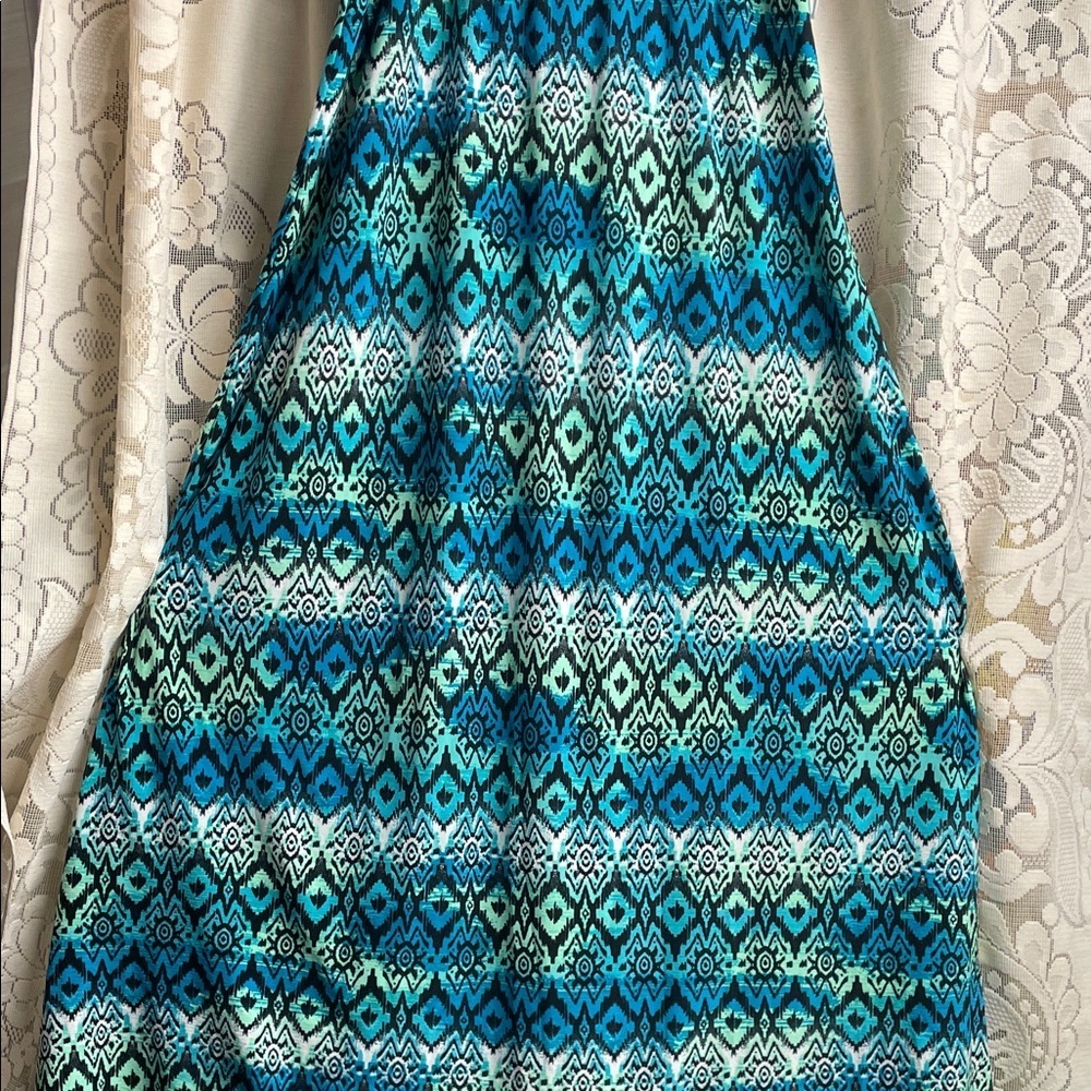 Two Pieces/Sew In Love Turquoise Top and New Directions Maxi Skirt - Picture 8 of 10